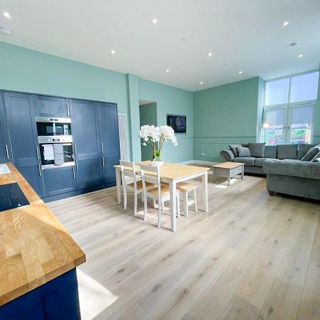Beautiful 2Br, Private Entry In Vibrant Leith Apartamento Edimburgo Exterior foto